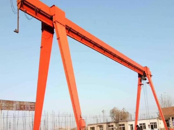 龍門吊門式起重機操作中如何確保環(huán)境保護？